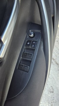 Toyota Corolla XII Sedan 1.8 Hybrid 122KM 2021 Toyota Corolla 1.8HSD 122KM F-vat 23% Kamera, zdjęcie 12