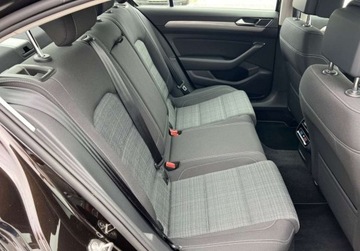 Volkswagen Passat B8 Limousine Facelifting 2.0 TDI SCR 150KM 2020 Volkswagen Passat 2.0TDI 150KM FulLed Navi Kamera Carplay AluZima Oryginal, zdjęcie 2