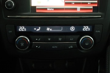 Renault Kadjar Crossover 1.2 Energy TCe 130KM 2018 Renault Kadjar 1.2 TCe, Salon Polska, Navi, Klima, zdjęcie 9