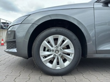 Skoda Octavia IV 2026 Skoda Octavia Drive Essence 1.5 TSI 115 KM Manualn, zdjęcie 19