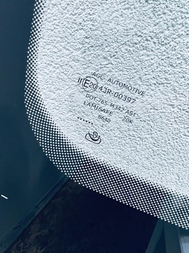 SKLO (OKNO) ČELNÍ VW POLO 2017- TAIGO 2021- AKU+KAMERA+SENSOR