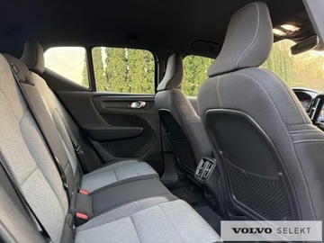 Volvo XC40 Crossover Facelifting 2.0 B3 163KM 2022 Volvo XC 40 XC40 B3 Core aut, Pakiet park assist,, zdjęcie 14