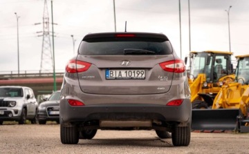 Hyundai ix35 SUV Facelifting 2.0 CRDi 184KM 2014 Hyundai ix35 Hyundai ix35 2.0 CRDi 4WD 184KM Automat 2.0 Diesel 184KM, zdjęcie 8