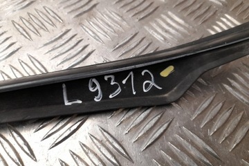 LIŠTA SVISLÁ PŘEDNÍCH LEVÝCH DVEŘE TOYOTA PRIUS (_W5_) 7553647020