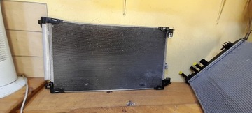 AURIS II COROLLA E21 CH-R CHLADIČ KLIMATIZACE