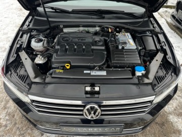 Volkswagen Passat B8 Variant 2.0 TDI BlueMotion SCR 150KM 2019 R E Z E R W A C J A, zdjęcie 33