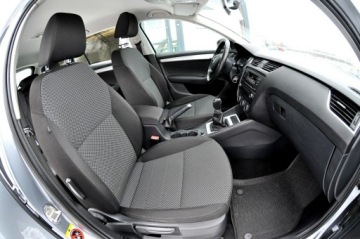 Skoda Octavia II Kombi Facelifting 1.6 TDI CR DPF 105KM 2013 Škoda Octavia Skoda Octavia 1.6 TDI 105KM Klima, zdjęcie 7