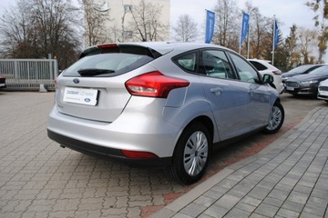 Ford Focus III Hatchback 5d facelifting 1.5 TDCi 95KM 2016 Ford Focus Trend 1,5TDCi 95KM ASO Forda, zdjęcie 4