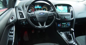 Ford Focus III Kombi Facelifting 1.5 EcoBoost 150KM 2018 Ford Focus 1,5Benzyna 150KMSerwisowany2 x KlIMAtronicALU EURO 6 1.5, zdjęcie 23