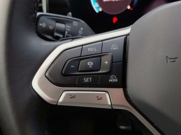 Volkswagen Passat B8 Variant Facelifting 2.0 TDI SCR 150KM 2025 Volkswagen Passat 2.0TDI 150KM Elegance DSG SerwisASO Acc Matrix Navi Hak, zdjęcie 21