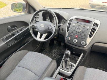 Kia Ceed I Hatchback 5d Facelifting 1.4 DOHC CVVT 90KM 2010 Kia Ceed LIFT 1.4 90KM Klima 2x kola 1-reka Gotowy do jazdy 1.4 90KM, zdjęcie 2