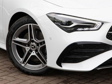 Mercedes CLA C118/X118 2025 MERCEDES-BENZ CLA 250 e AMG Line Sedan 1.3 (272KM) 2025, zdjęcie 4