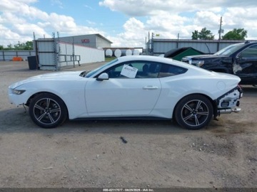 Ford Mustang VI 2024 Ford Mustang Ecoboost Fastback 2024 2.3l 2.3 Benzyna 315KM, zdjęcie 2