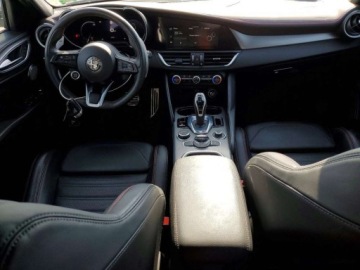 Alfa Romeo Giulia II 2024 Alfa Romeo Giulia 2024 TI Q4 2.0 Benzyna 280KM, zdjęcie 7