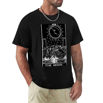 XVIII. The Moon Tarot Card | Obsidian and Pearl T-Shirt Koszulka