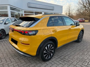 Volkswagen T-Roc I SUV Facelifting 1.5 TSI ACT 150KM 2026 VOLKSWAGEN T-ROC Life 1.5 eTSI DSG Suv 150KM 2026, zdjęcie 4