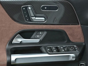 Mercedes GLB SUV 1.3 200 163KM 2025 MERCEDES-BENZ GLB 200 AMG Line Suv 1.3 (163KM) 2025, zdjęcie 9