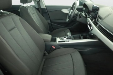 Audi A4 B9 Limousine Facelifting 2.0 35 TFSI 150KM 2020 Audi A4 35 TFSI, Automat, Navi, Klima, zdjęcie 6