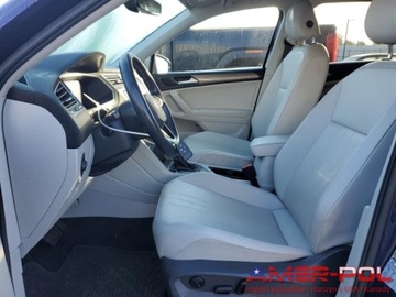 Volkswagen Tiguan II 2022 Volkswagen Tiguan SE_4MOTION_2.0 L_184 km_2022r 2.0 Benzyna 184KM, zdjęcie 7