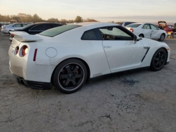 Nissan GT-R 2012 Nissan GT-R Base 2012 3.8l 3.8 Benzyna 530KM, zdjęcie 3