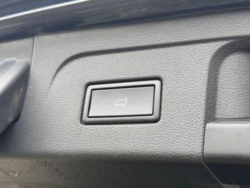 Volkswagen Touran III 2.0 TDI 150KM 2020 Volkswagen Touran 2.0 Diesel 150KM, zdjęcie 25