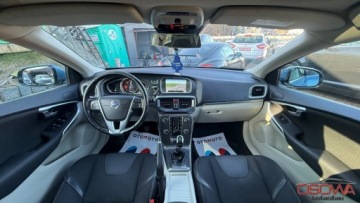 Volvo V40 II Cross Country D3 150KM 2015 Volvo V40 2.0d3 204KM bi xenon asyst.park Navi kamera panorama zamiana 1, zdjęcie 32