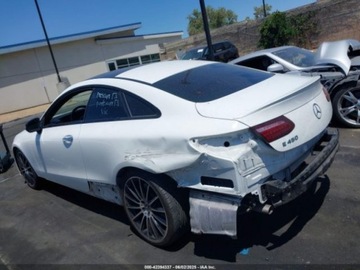 Mercedes Klasa E W213 2022 Mercedes-Benz Klasa E 450 2022 3.0l 3.0 Benzyna 362KM, zdjęcie 2