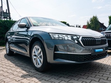 Skoda Octavia IV Liftback 1.5 TSI EVO 150KM 2026 SKODA Octavia Drive Selection 1.5 TSI mHEV DSG 150KM 2026, zdjęcie 1