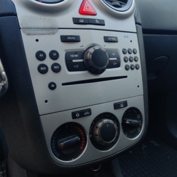 Opel Corsa D Hatchback 5d Facelifting 1.3 CDTI ECOTEC 75KM 2012 Opel Corsa Opel Corsa 1.3 CDTI Benzyna 5-Drzwi Pelny Serwis 1.2 Diesel, zdjęcie 17