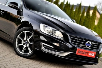 Volvo V60 I Kombi Facelifting 1.6 D2 115KM 2015 Volvo V60 LiFT Ocean Race 1,6 HDi Ledy Digital, zdjęcie 15