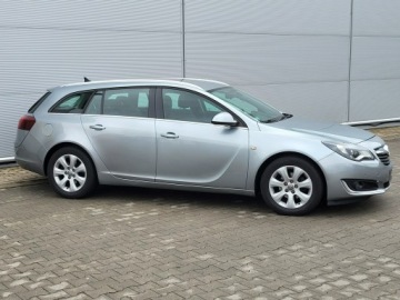 Opel Insignia I Sports Tourer Facelifting 2.0 CDTI ECOFLEX 120KM 2015 Opel Insignia 2.0D, 120KM, Niski przebieg, zdjęcie 1