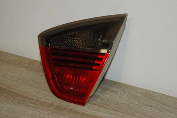 LAMPA PRAWA PRAWY TYŁ TYLNA KLAPY W KLAPĘ BMW E90