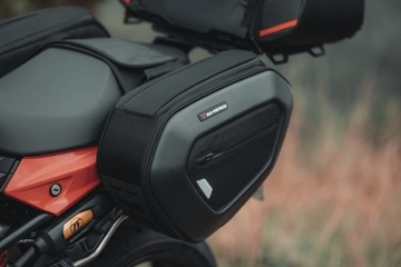 Корзины PRO BLAZE H Triumph Street Triple 15-/S A2