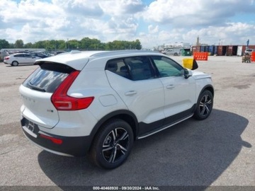 Volvo XC40 2024 Volvo XC 40 B5 2024 2.0l 2.0 Benzyna 247KM, zdjęcie 1