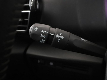 Citroen C4 III SUV 1.2 PureTech 130KM 2023 Citroen C4 automat kamera FullLED tempomat, zdjęcie 33