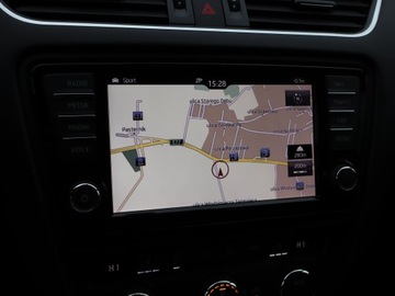 Skoda Octavia III RS 2.0 TSI 220KM 2016 Skoda Octavia RS 2.0 TSI, Salon Polska, Navi, zdjęcie 11