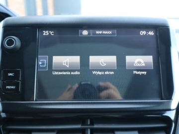 Peugeot 2008 I SUV Facelifting 1.2 PureTech 130KM 2016 Peugeot 2008 1.2 PureTech, Salon Polska, zdjęcie 11