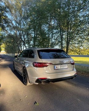 Audi A4 B9 RS4 Avant Facelifting 2.9 TFSI 450KM 2023 Audi RS4 Avant Audi RS4 Avant Avant quattro tiptronic 2.9 Benzyna 450KM, zdjęcie 3