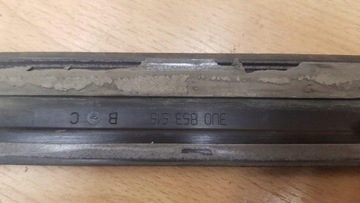 LIŠTA DVEŘE LEVÝ PŘEDNÍ SKODA SUPERB I