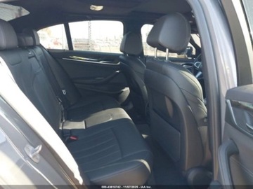 BMW Seria 5 G30-G31 2021 BMW Seria 5 2021 BMW 5 Series 530e Plug-In Hybrid 2.0 Hybryda 181KM, zdjęcie 11