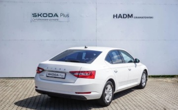 Skoda Superb III Liftback Facelifting 1.5 TSI 150KM 2019 Skoda Superb Skoda Superb Active 1.5 TSI 150KM 1.5 Benzyna 150KM, zdjęcie 7