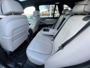 BMW X5 F15 2017 BMW X5 2.0 benzyna 245KMelektryk 330KM Indywidual Performance X-Drive, zdjęcie 27
