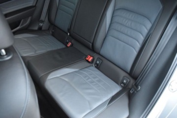 Volkswagen Arteon Fastback Facelifting 2.0 TDI SCR 150KM 2022 Volkswagen Arteon Shooting Brake 2.0TDI 150KM DSG SB Elegance WEBASTO Kame, zdjęcie 31