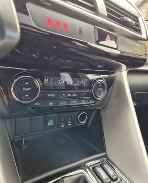 Mitsubishi Eclipse Cross SUV 1.5 T 163KM 2018 Mitsubishi Eclipse Cross 1.5T 163km Xenon Skora NAVi Kamera bez rdzy 1.5, zdjęcie 18