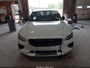 Volvo S60 III 2024 Volvo S60 Recharge Plug-In Hybrid T8 Core Dark Theme 2024 2.0l 2.0 Hybryda, zdjęcie 7