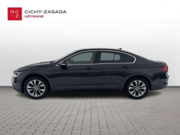 Volkswagen Passat B8 Limousine Facelifting 2.0 TDI SCR 150KM 2021 Volkswagen Passat VatMarzaVirtual CockpithakACC kameraod DealeraRata od 90, zdjęcie 7
