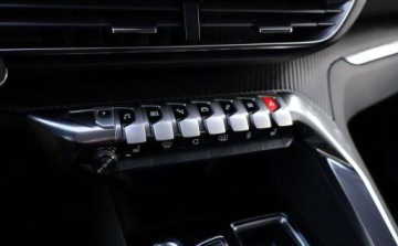 Peugeot 3008 II Plug-In Hybrid Facelifting 1.6 HYBRID 225KM 2021 Peugeot 3008 Peugeot 3008 225 e-EAT8 Allure Pack 1.6 Hybryda Plug-in 225KM, zdjęcie 12