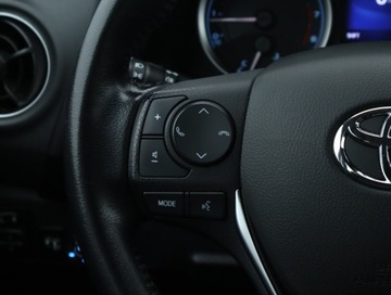 Toyota Corolla XI Sedan Facelifting 1,6 Valvematic 132KM 2018 Toyota Corolla 1.6 Valvematic, Salon Polska, GAZ, zdjęcie 15