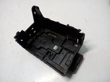 PODSTAWA AKUMULATORA CITROEN C3 III