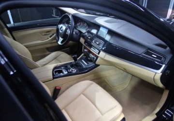 BMW Seria 5 F10-F11 Touring 520d 184KM 2012 BMW Seria 5 Kombi_HAK_Skory_Podgrzewane fotele_Nawigacja_ 2.0 Diesel 184KM, zdjęcie 4